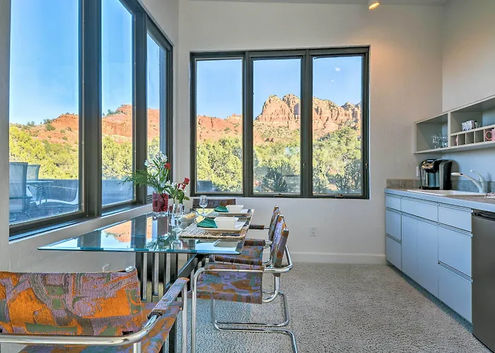 2 Acres & Red Rock Views: Casita! Sedona