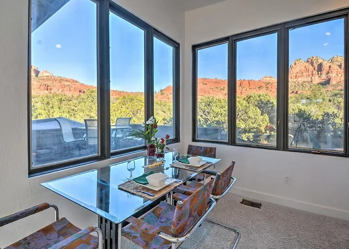 2 Acres & Red Rock Views: Casita! Sedona
