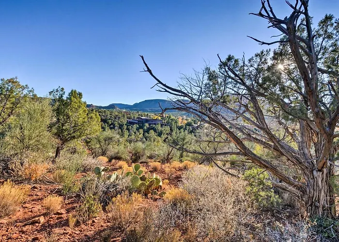 2 Acres & Red Rock Views: Casita! Sedona